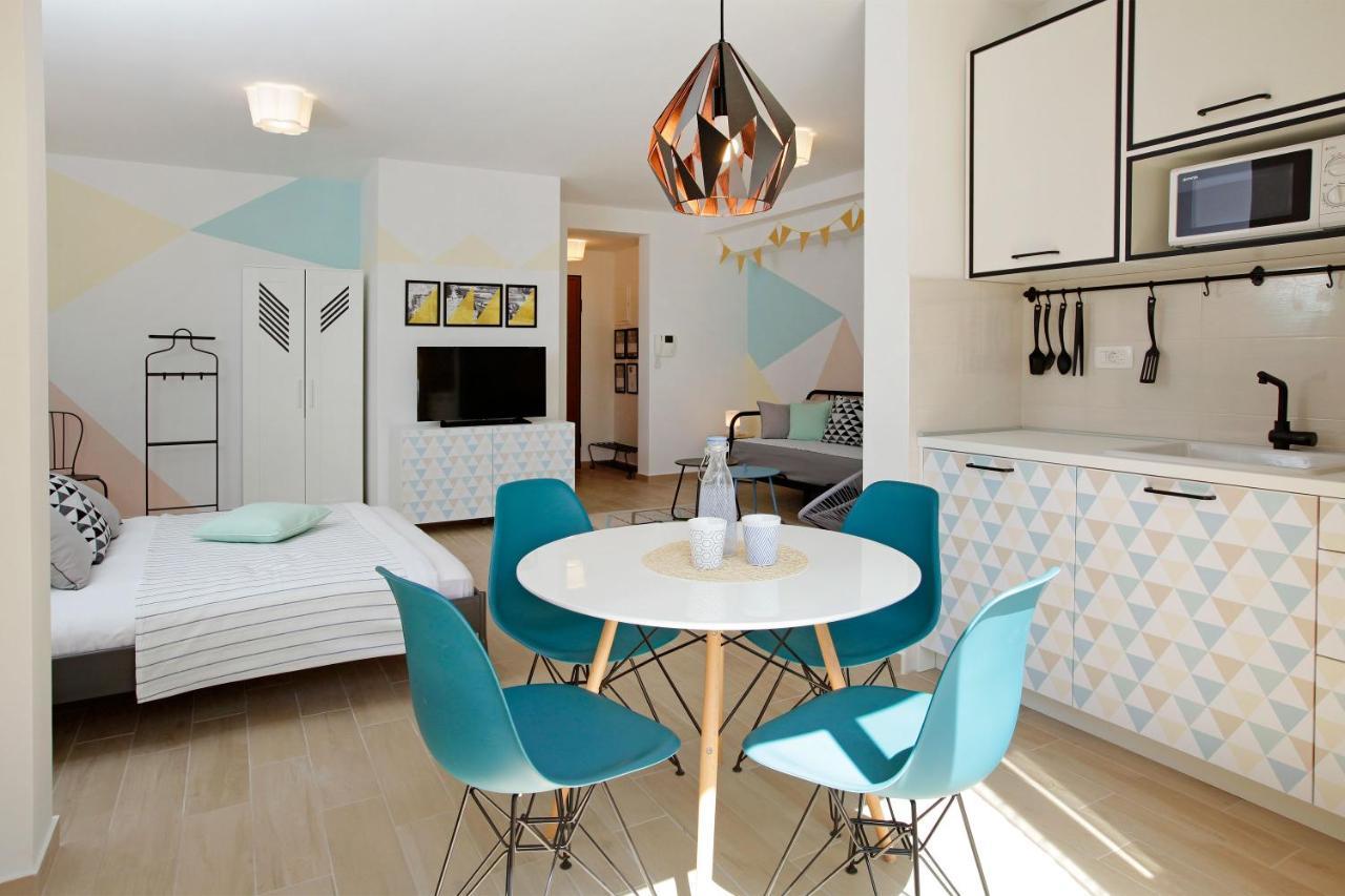 Zorica Apartments Bol Luaran gambar
