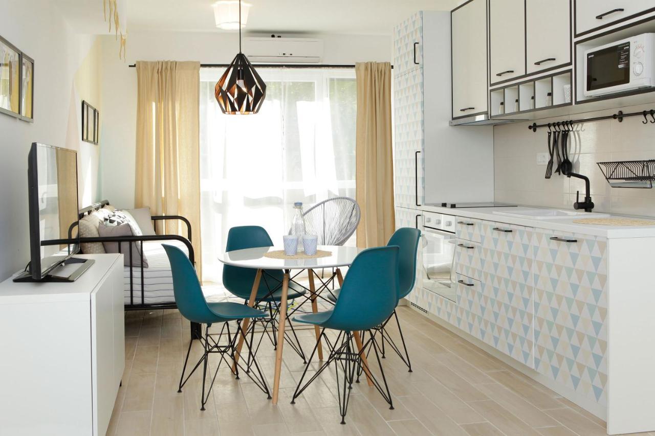 Zorica Apartments Bol Luaran gambar