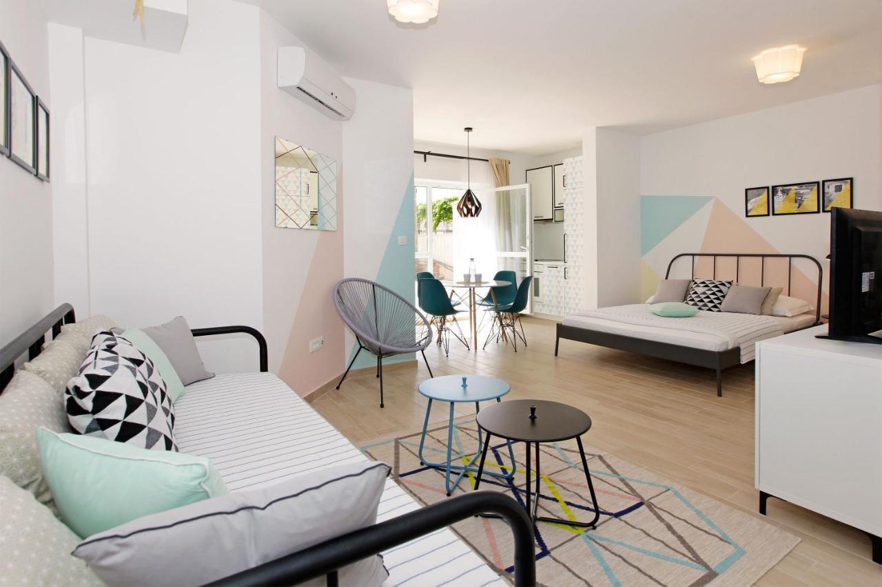 Zorica Apartments Bol Luaran gambar