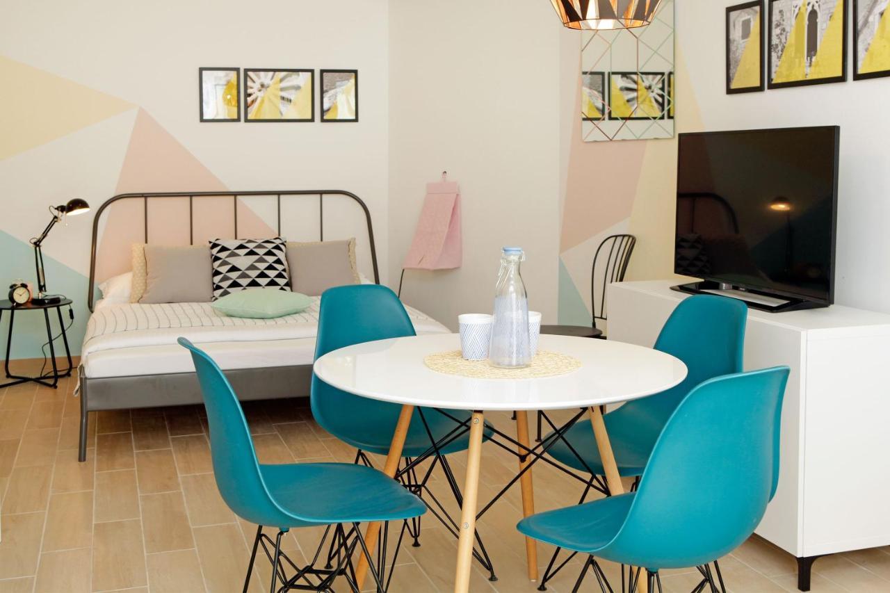 Zorica Apartments Bol Luaran gambar